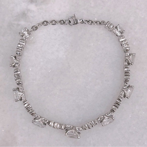 White Topaz Silver Bracelet - Picture 10 of 11